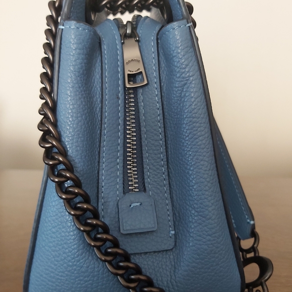 Coach Brayant Carryall - Picture 6 of 10